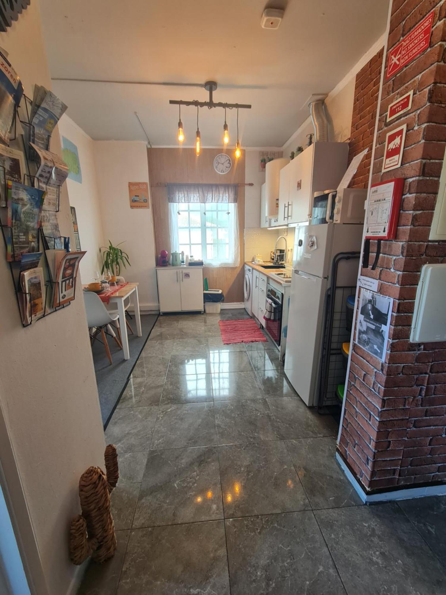 Cozy Apartment Close To Airport ปอนตาเดลกาดา ภายนอก รูปภาพ